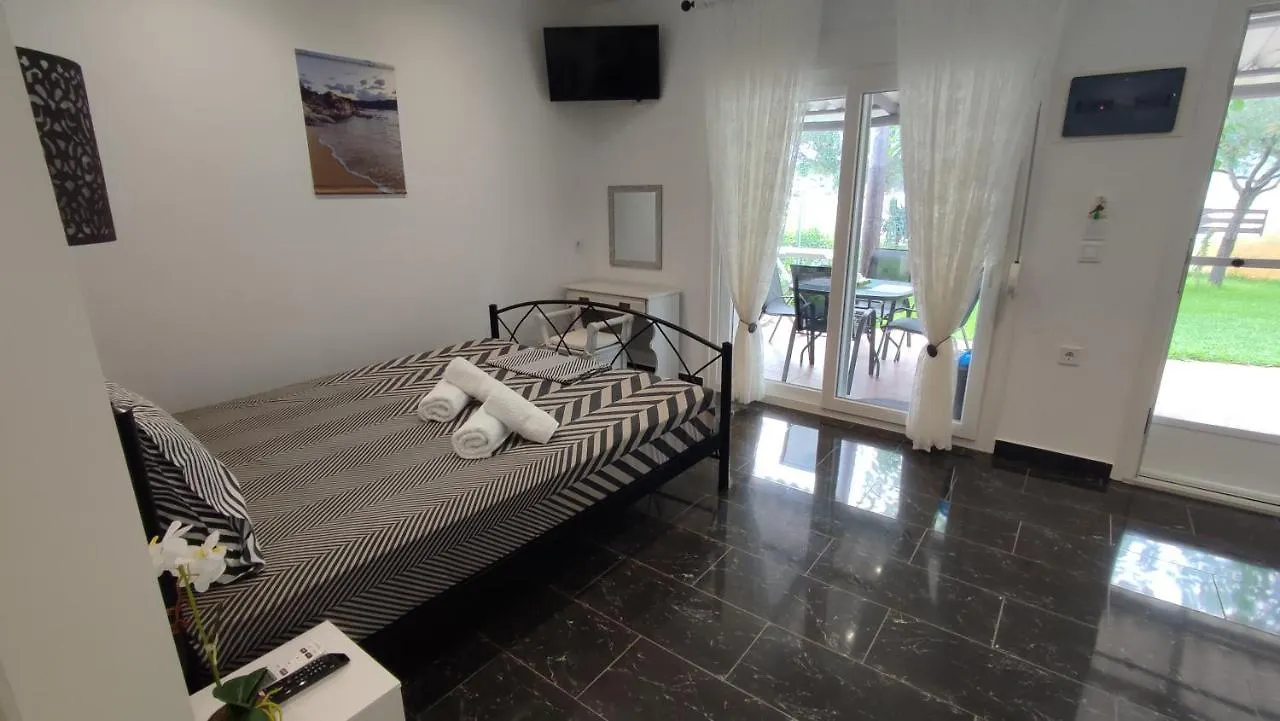 Primos Del Mar Kalamitsi Villa Holiday home